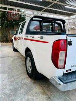 نيسان نافارا